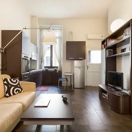 Apartament Navigli Mediolan